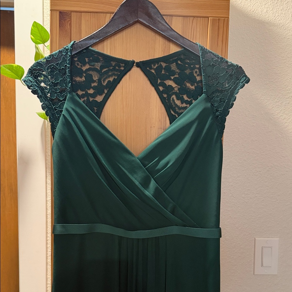 David's Bridal Emerald Green Lace-Capped Maxi Dress